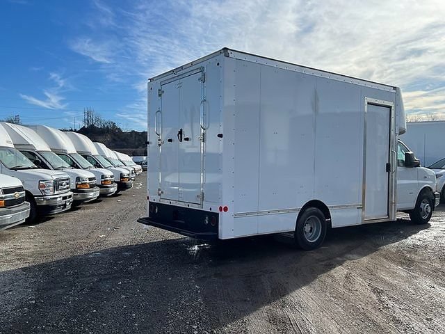 New 2023 Chevrolet Express 3500 w/ Power Convenience Package RWD image 5