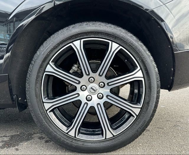 Used 2021 Volvo XC60 T5 Inscription image 11