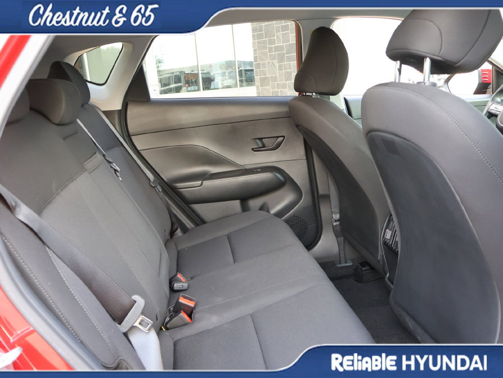 Used 2024 Hyundai Kona SEL w/ Convenience Package FWD image 12