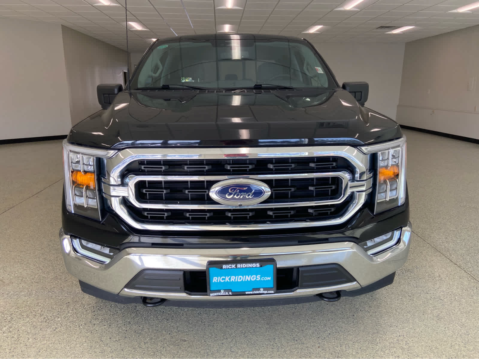 Used 2023 Ford F150 XLT w/ Equipment Group 302A High AWD/4WD image 5