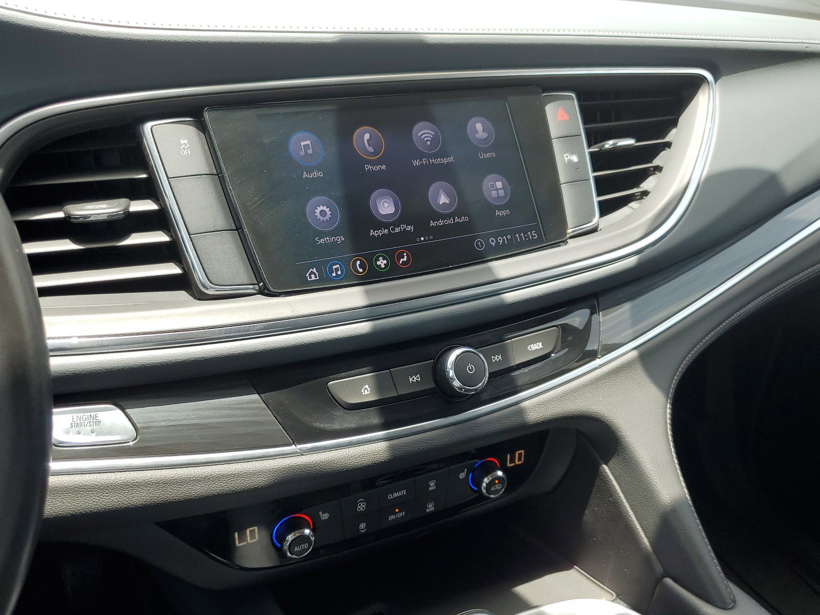 Used 2020 Buick Enclave Essence image 20