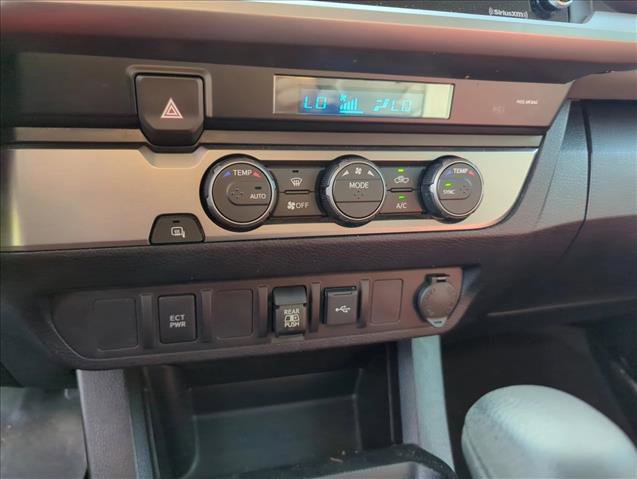 Used 2021 Toyota Tacoma SR5 RWD image 17