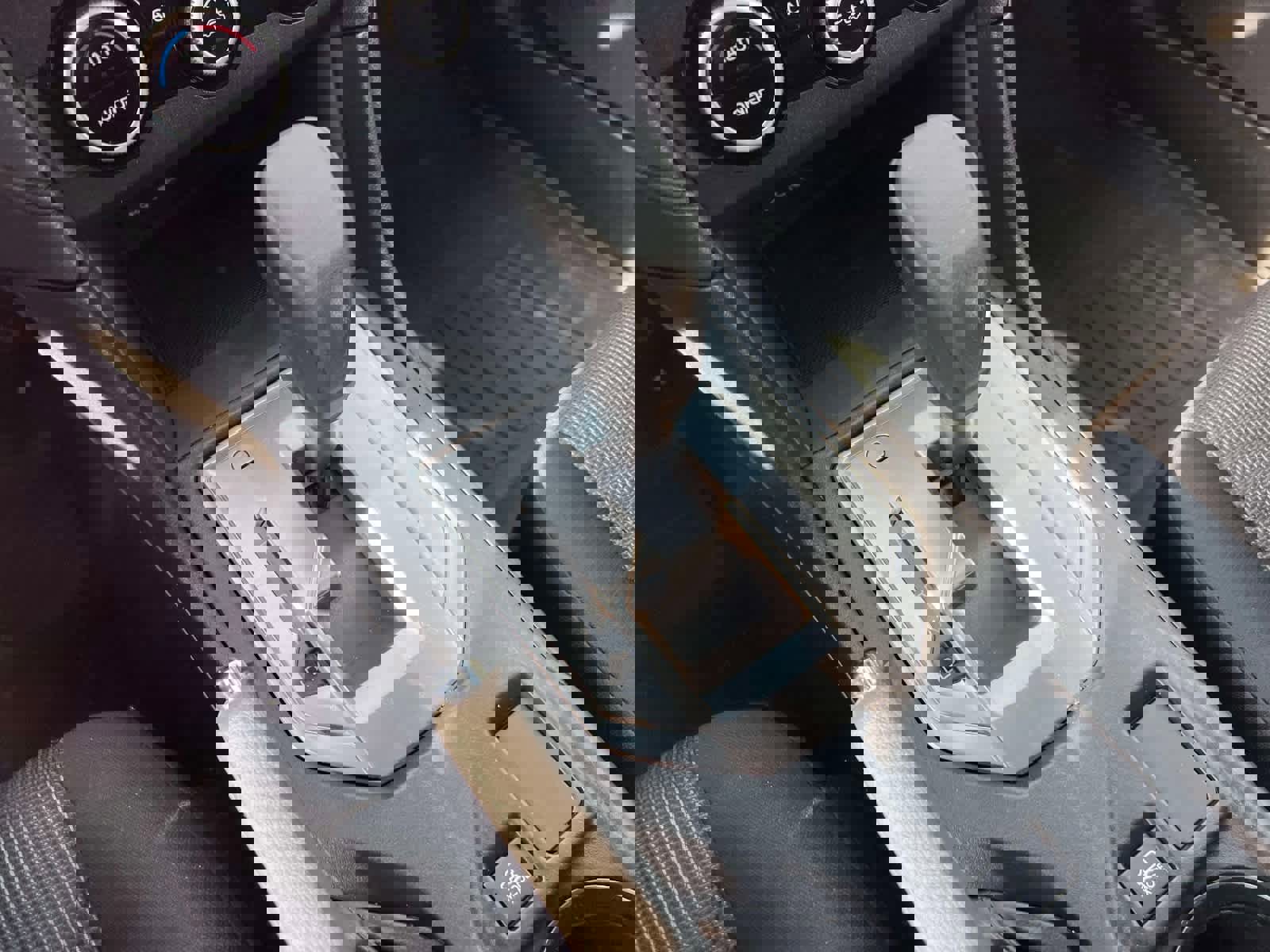 Used 2023 Subaru Crosstrek 2.0i AWD/4WD image 20