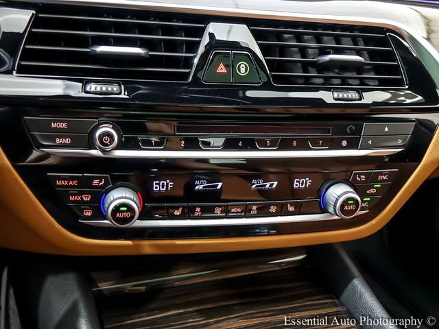 Used 2019 BMW 530e xDrive w/ Premium Package AWD/4WD image 20
