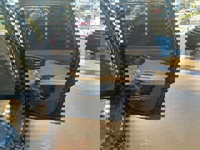 New 2025 Audi SQ7 Prestige image 11