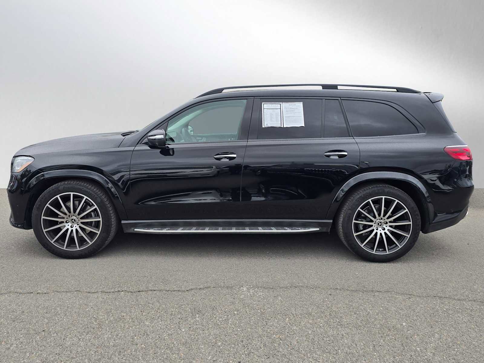 Used 2024 Mercedes-Benz GLS 580 4MATIC image 6