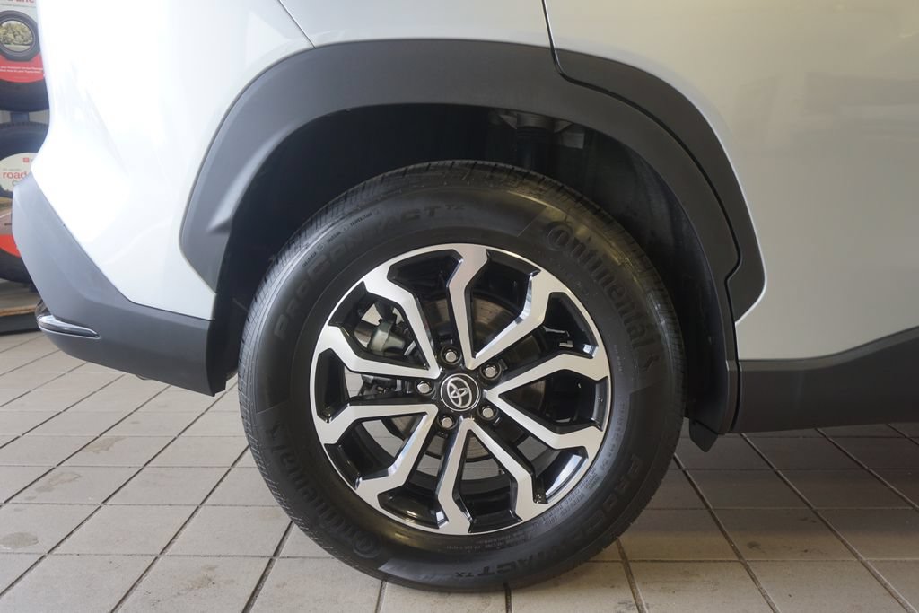 Used 2025 Toyota Corolla Cross AWD Hybrid image 30