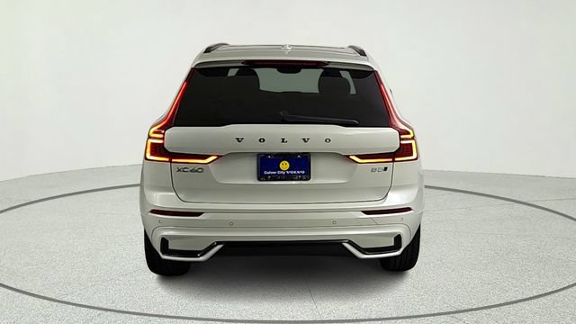 New 2026 Volvo XC60 B5 Plus w/ Climate Package AWD/4WD image 6