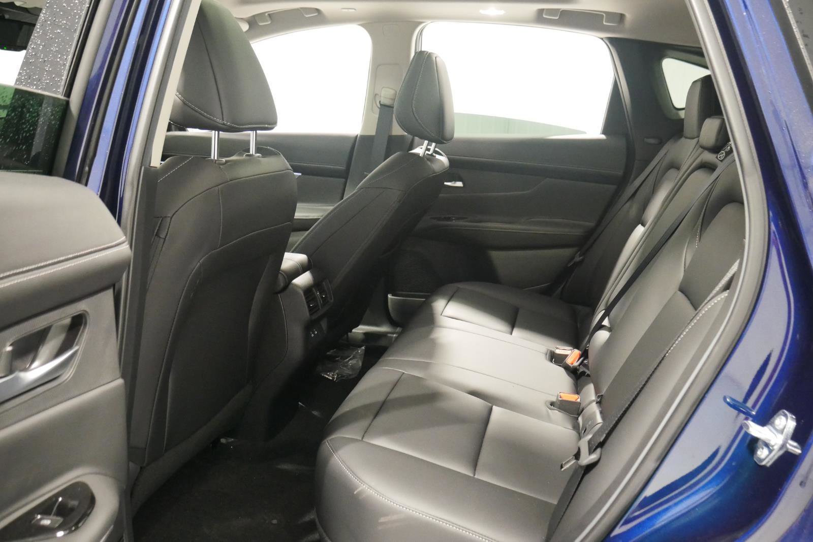 New 2025 Nissan Murano SL image 12