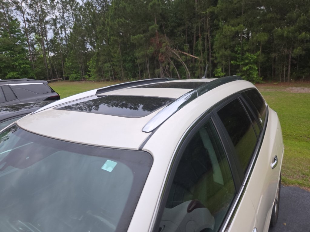 Used 2014 Buick Enclave Premium w/ Trailering Provision Package AWD/4WD image 8