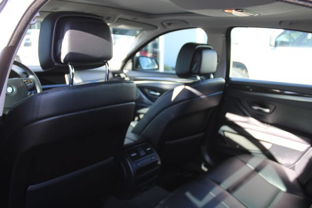 Used 2012 BMW 528i xDrive Sedan AWD/4WD image 16