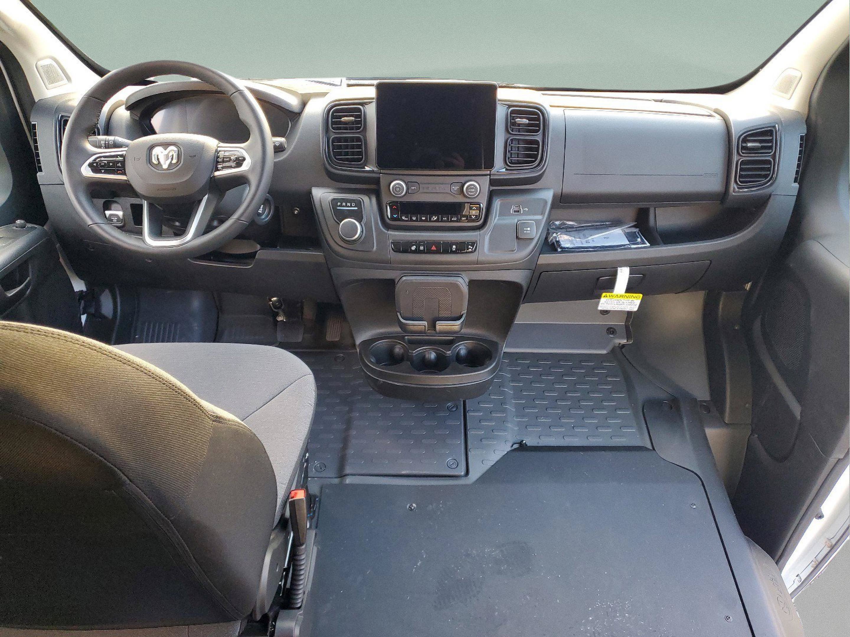 New 2025 RAM ProMaster 3500 FWD image 25