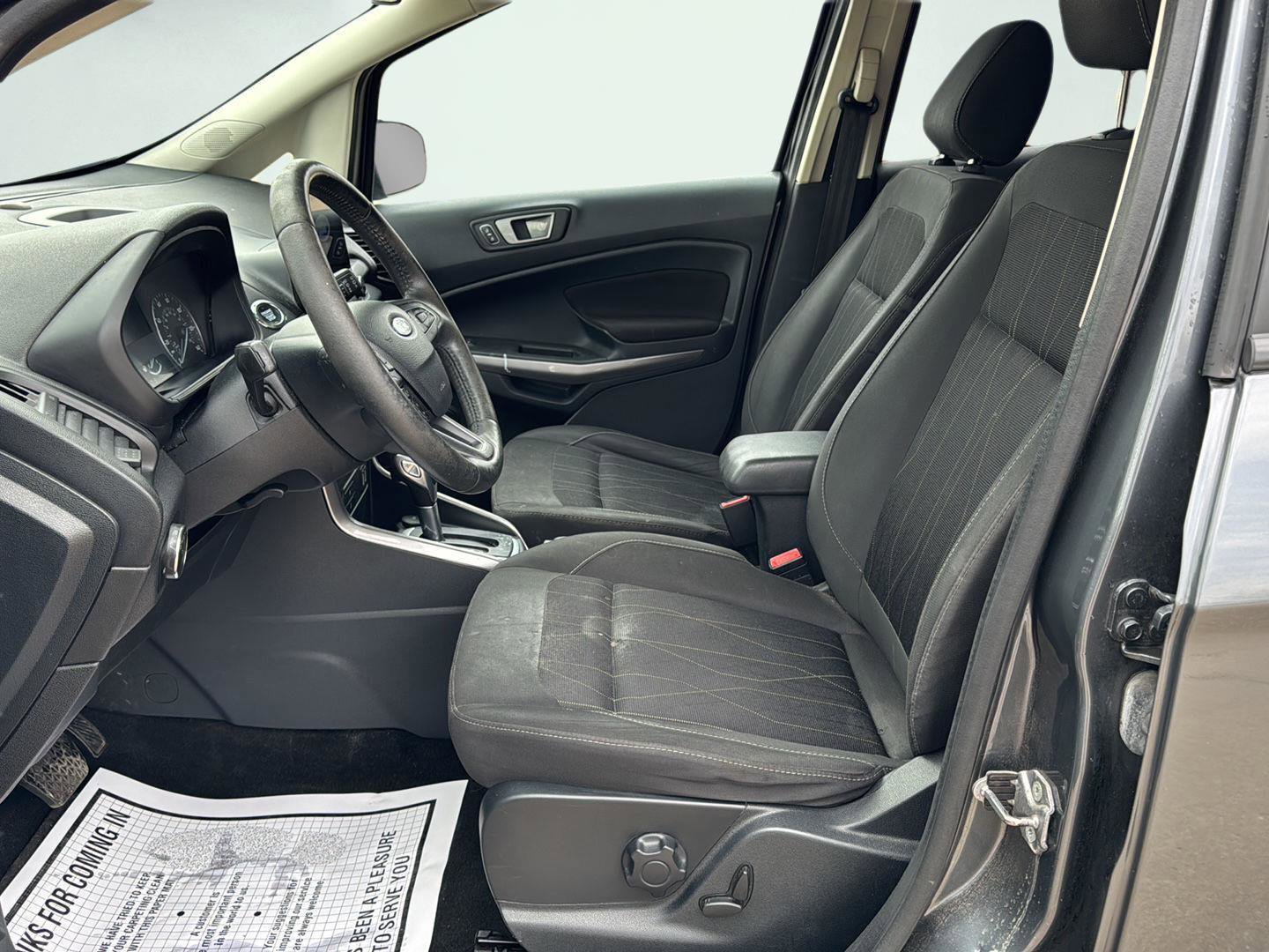 Used 2020 Ford EcoSport SE image 9