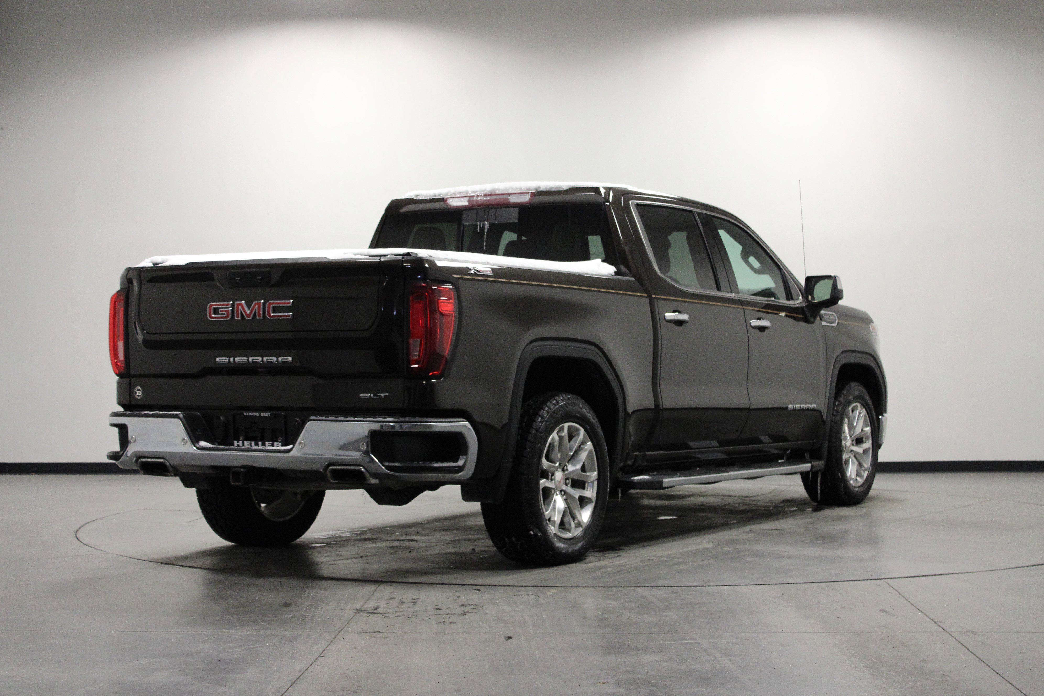 Used 2020 GMC Sierra 1500 SLT w/ SLT Premium Plus Package image 4