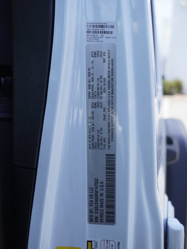 Used 2024 Jeep Wrangler Unlimited AWD/4WD image 41