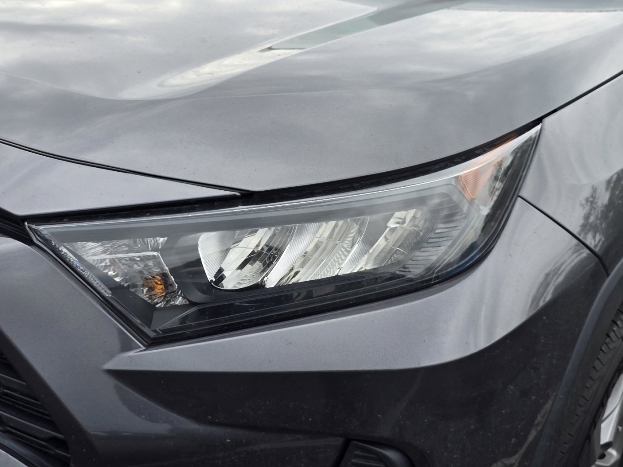 Used 2022 Toyota RAV4 LE AWD/4WD image 20