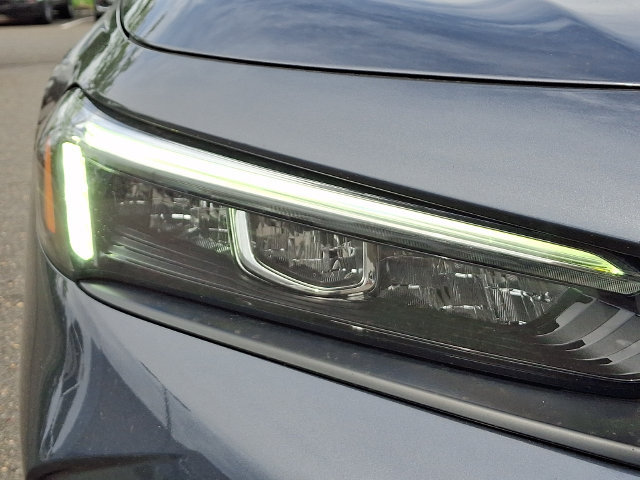 Certified 2025 Honda Civic LX image 9