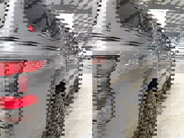 Used 2022 Nissan Frontier PRO-4X w/ Pro-4X Premium Package image 3