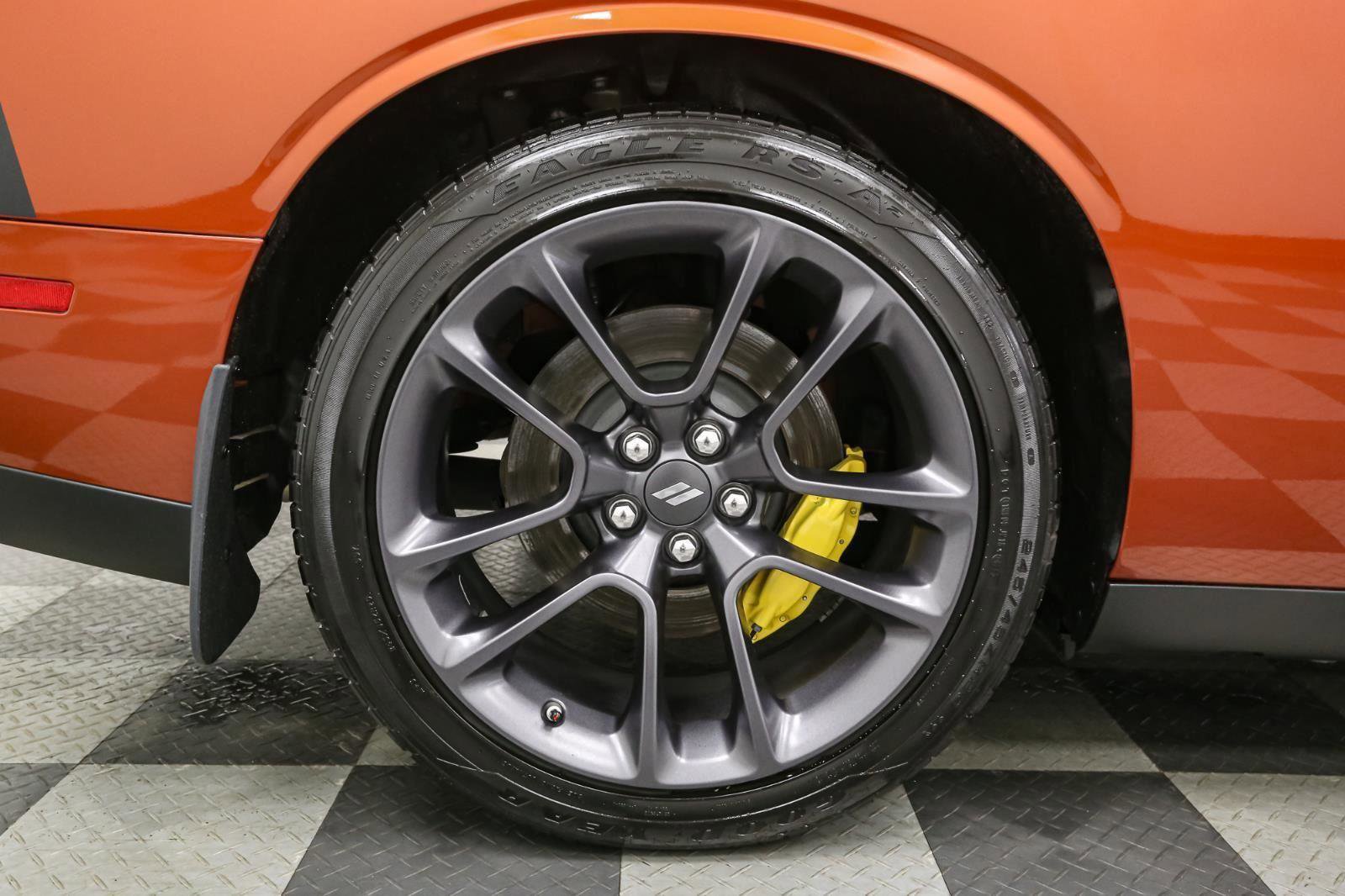 Used 2023 Dodge Challenger R/T Scat Pack w/ Scat Pack Stripe image 19