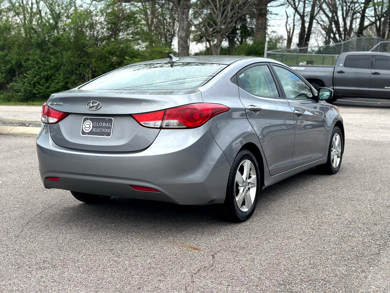 Used 2013 Hyundai Elantra GLS w/ Preferred Pkg image 8