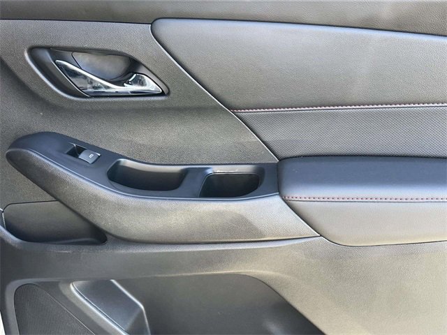 Used 2023 Chevrolet Traverse RS image 20