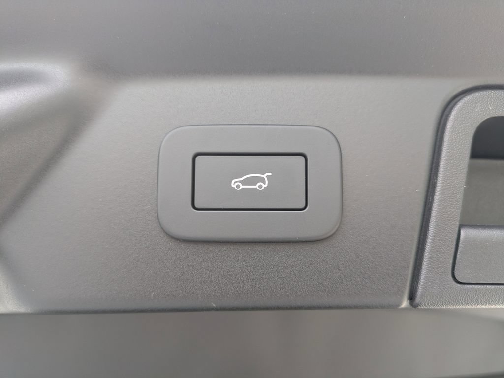 New 2026 Land Rover Range Rover Velar Belgravia AWD/4WD image 15