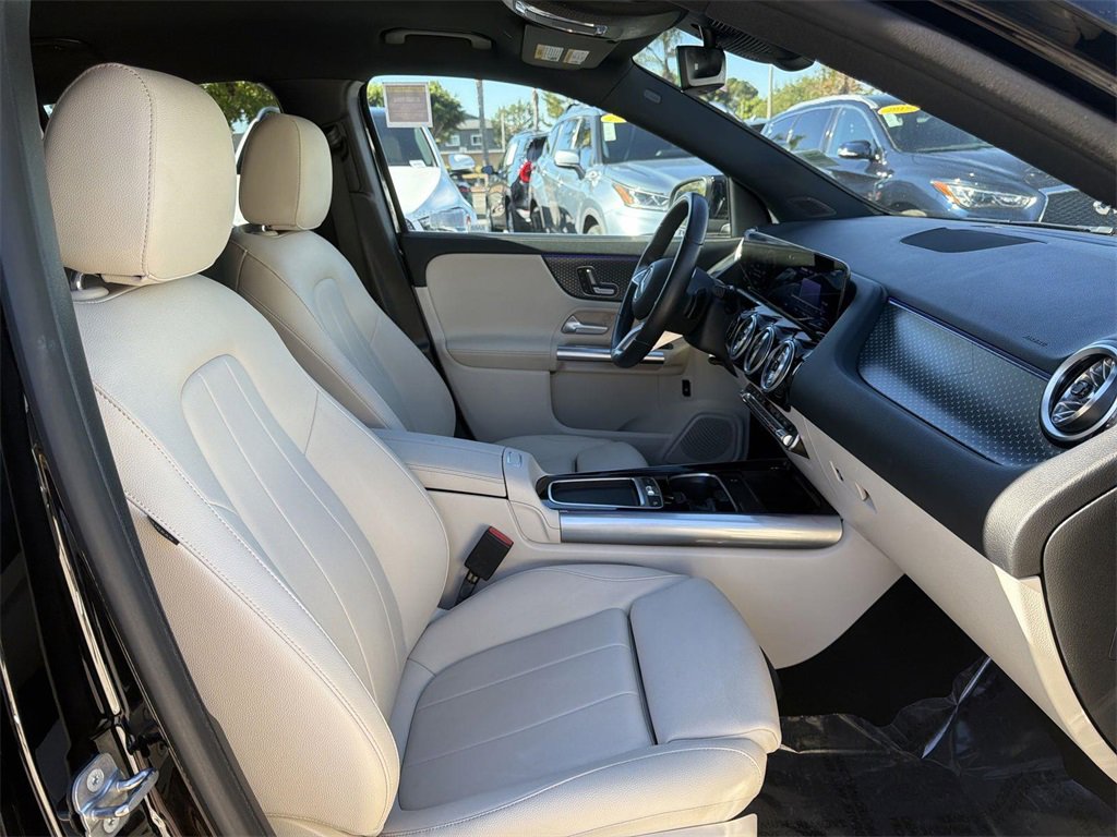 Used 2025 Mercedes-Benz GLA 250 image 30