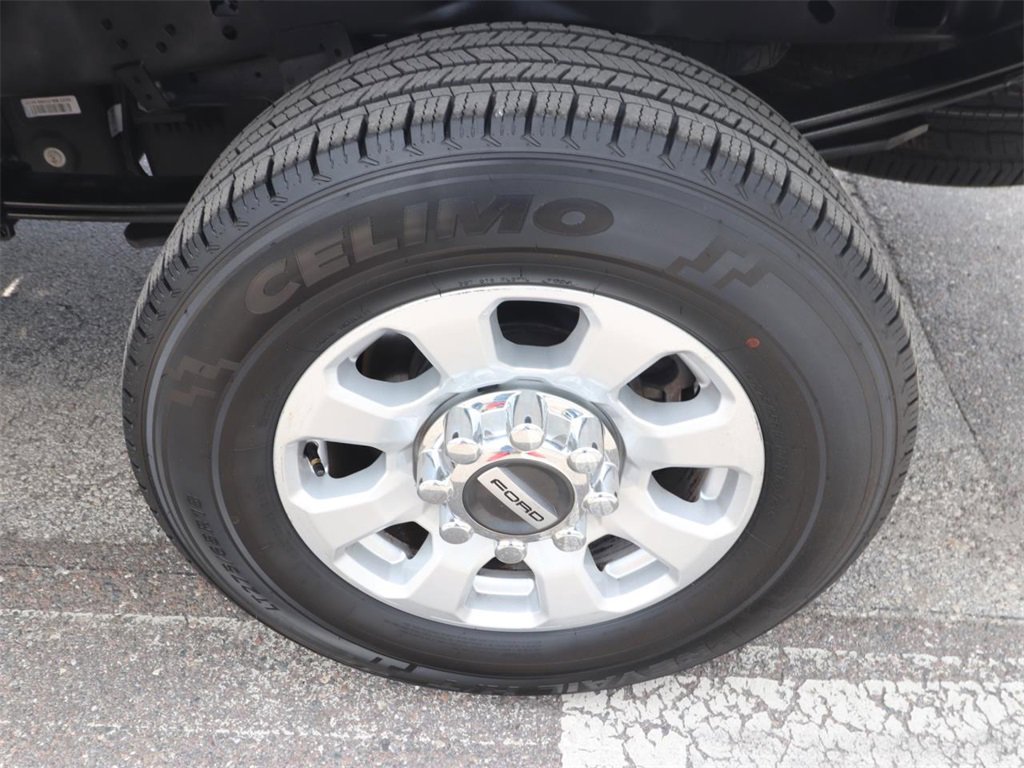 Certified 2024 Ford F250 XLT image 12