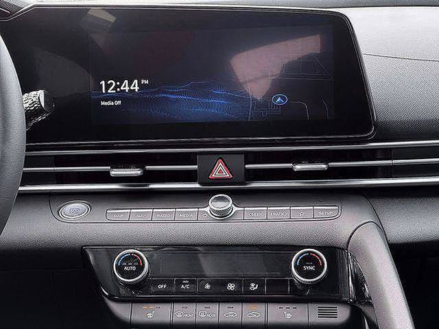 New 2026 Hyundai Elantra Limited FWD image 22