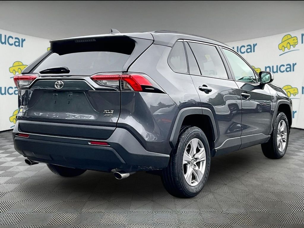 Used 2025 Toyota RAV4 XLE AWD/4WD image 6