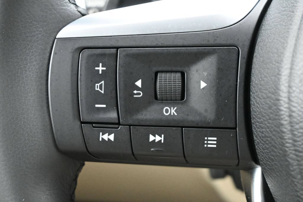 Used 2023 INFINITI QX60 Luxe w/ Cargo Package FWD image 7