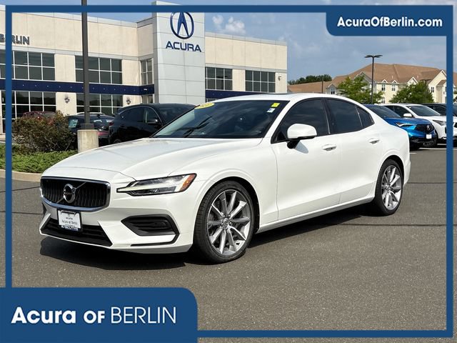 Used 2020 Volvo S60 T6 Momentum