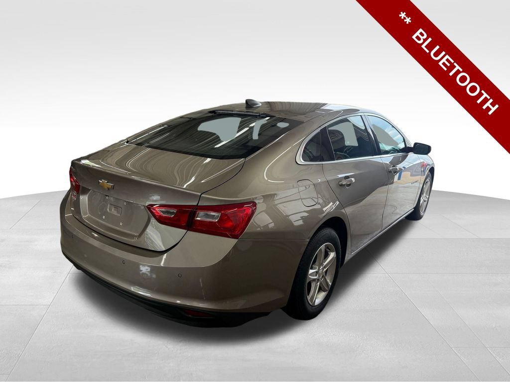 Used 2022 Chevrolet Malibu LS w/ Driver Confidence Package II FWD image 9