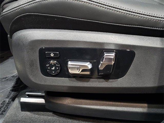 New 2026 BMW X6 M60i image 17