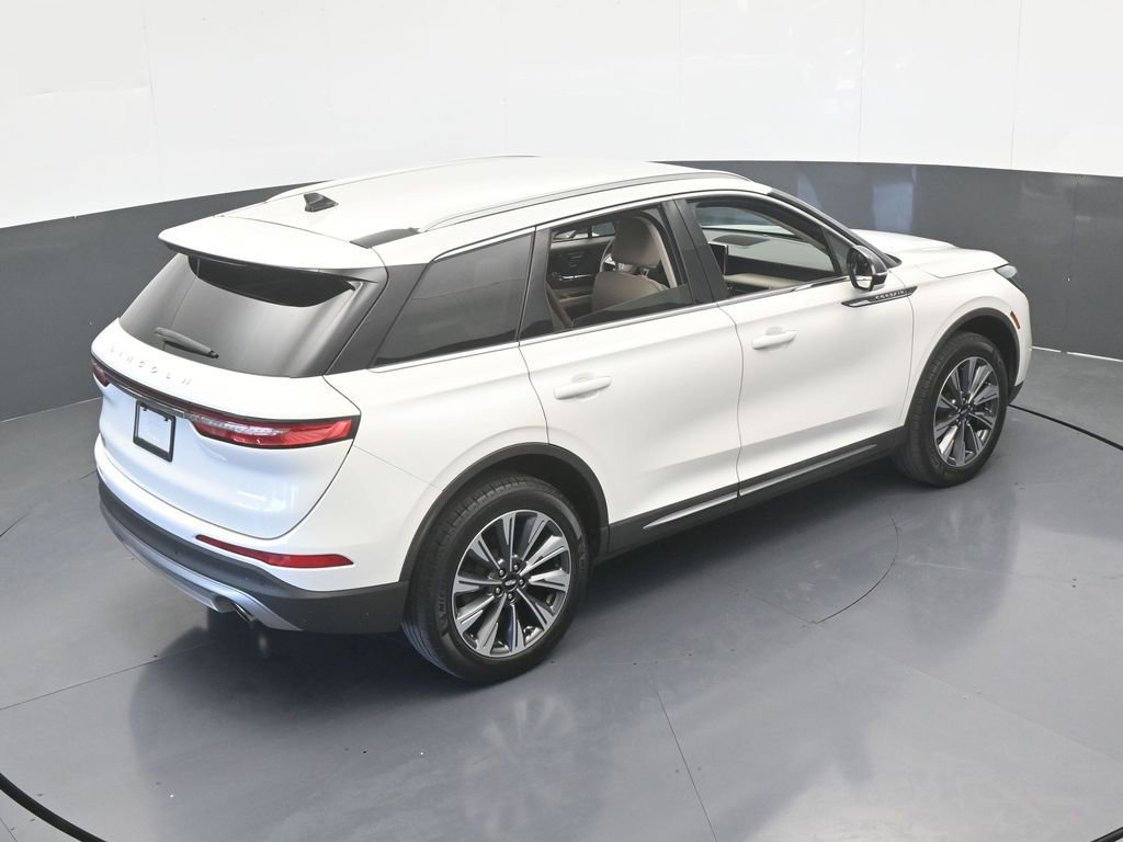 Used 2022 Lincoln Corsair Reserve image 57