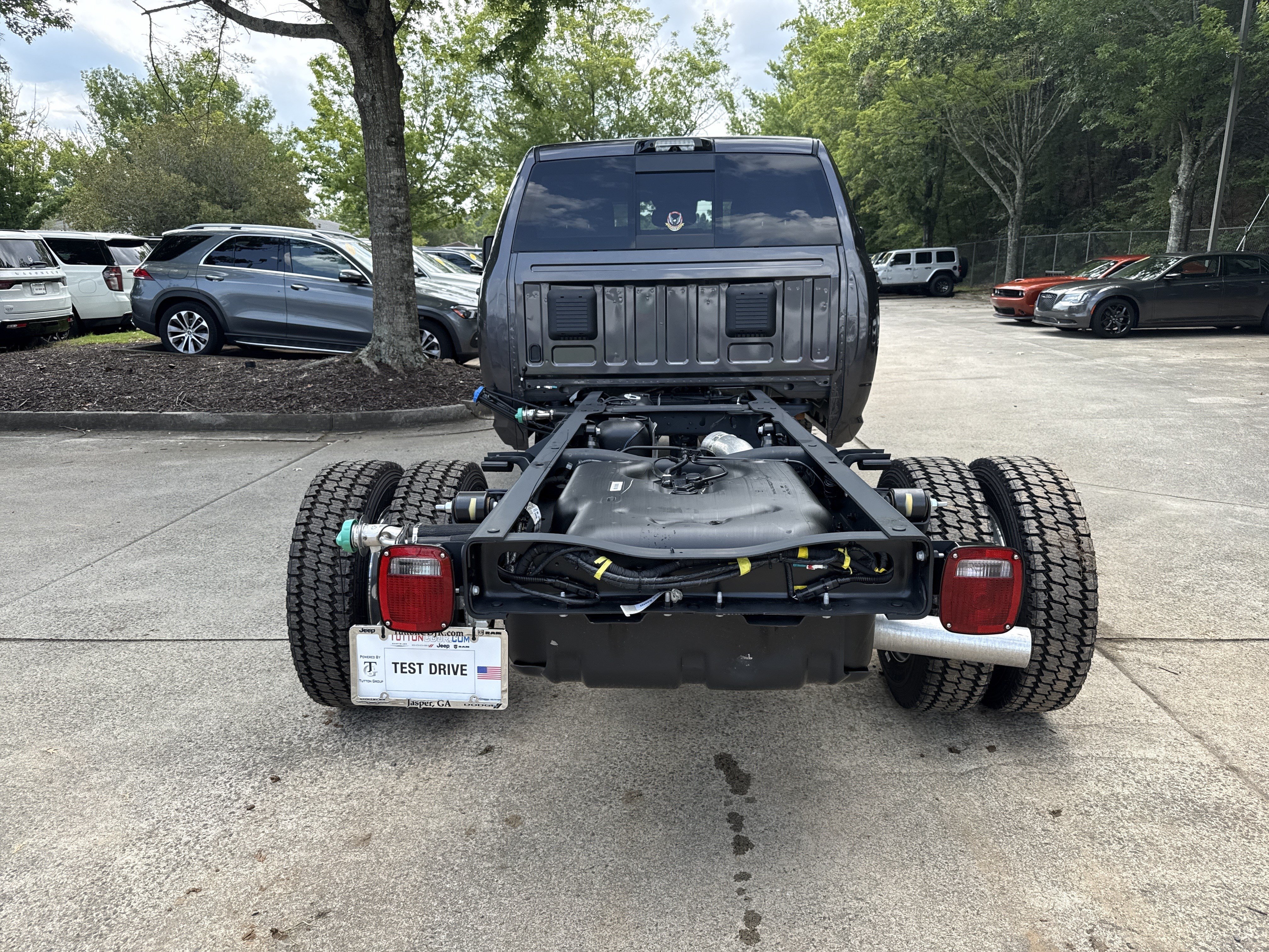 New 2026 RAM 5500 4x4 Crew Cab w/ Laramie Trim Package image 6