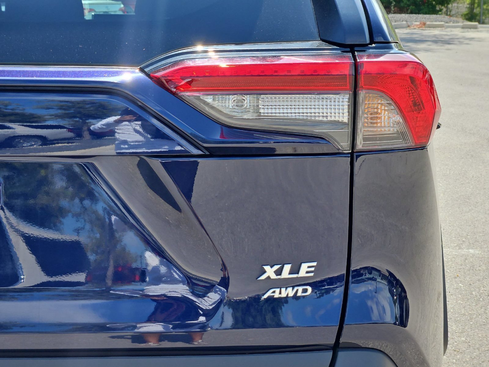 Certified 2025 Toyota RAV4 XLE AWD/4WD image 24