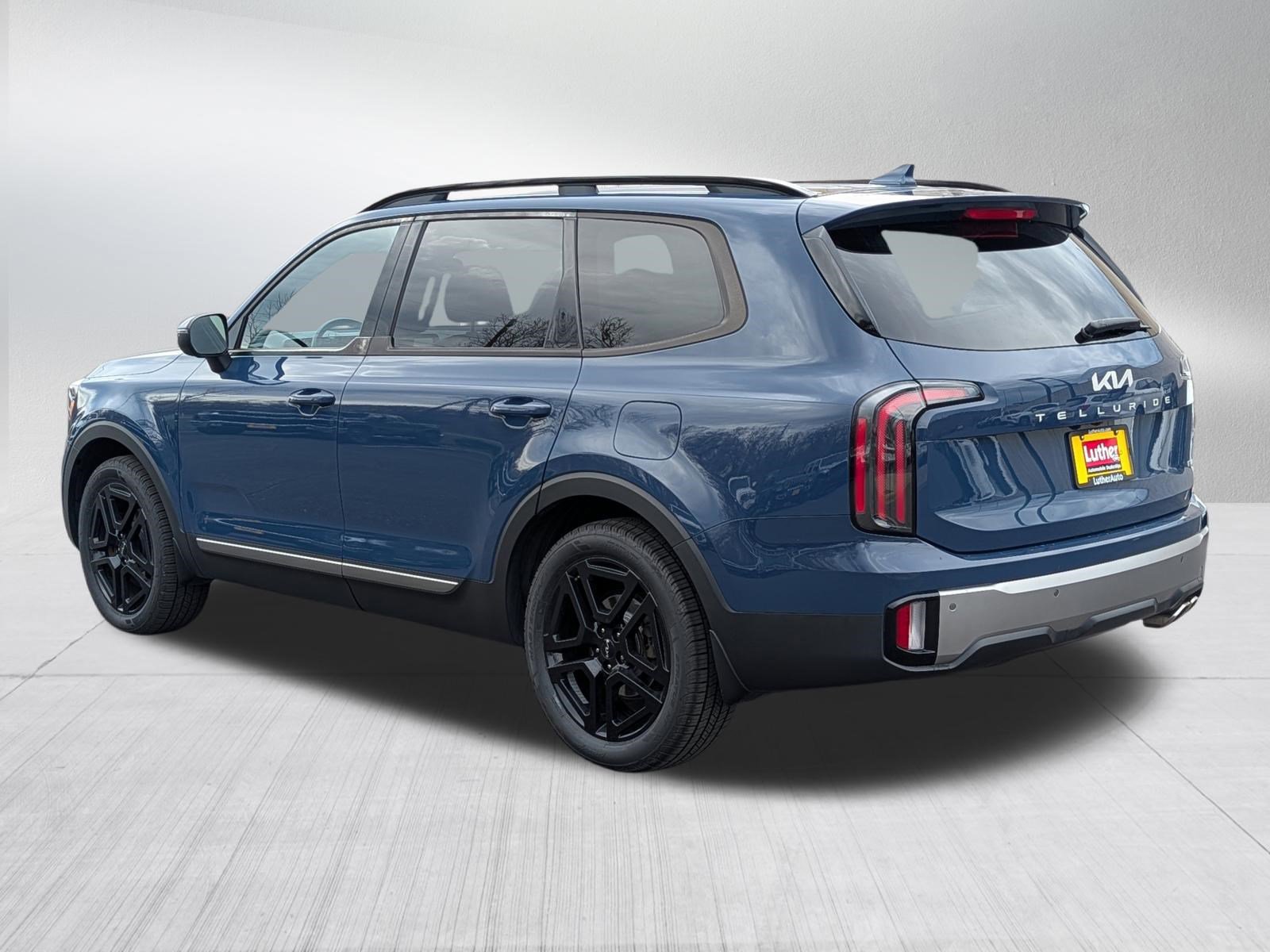Used 2023 Kia Telluride EX X-Line AWD/4WD image 5