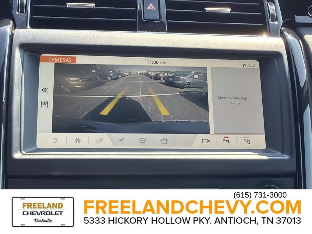 Used 2020 Land Rover Discovery SE AWD/4WD image 31