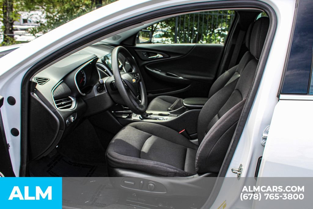 Used 2024 Chevrolet Malibu LT FWD image 16