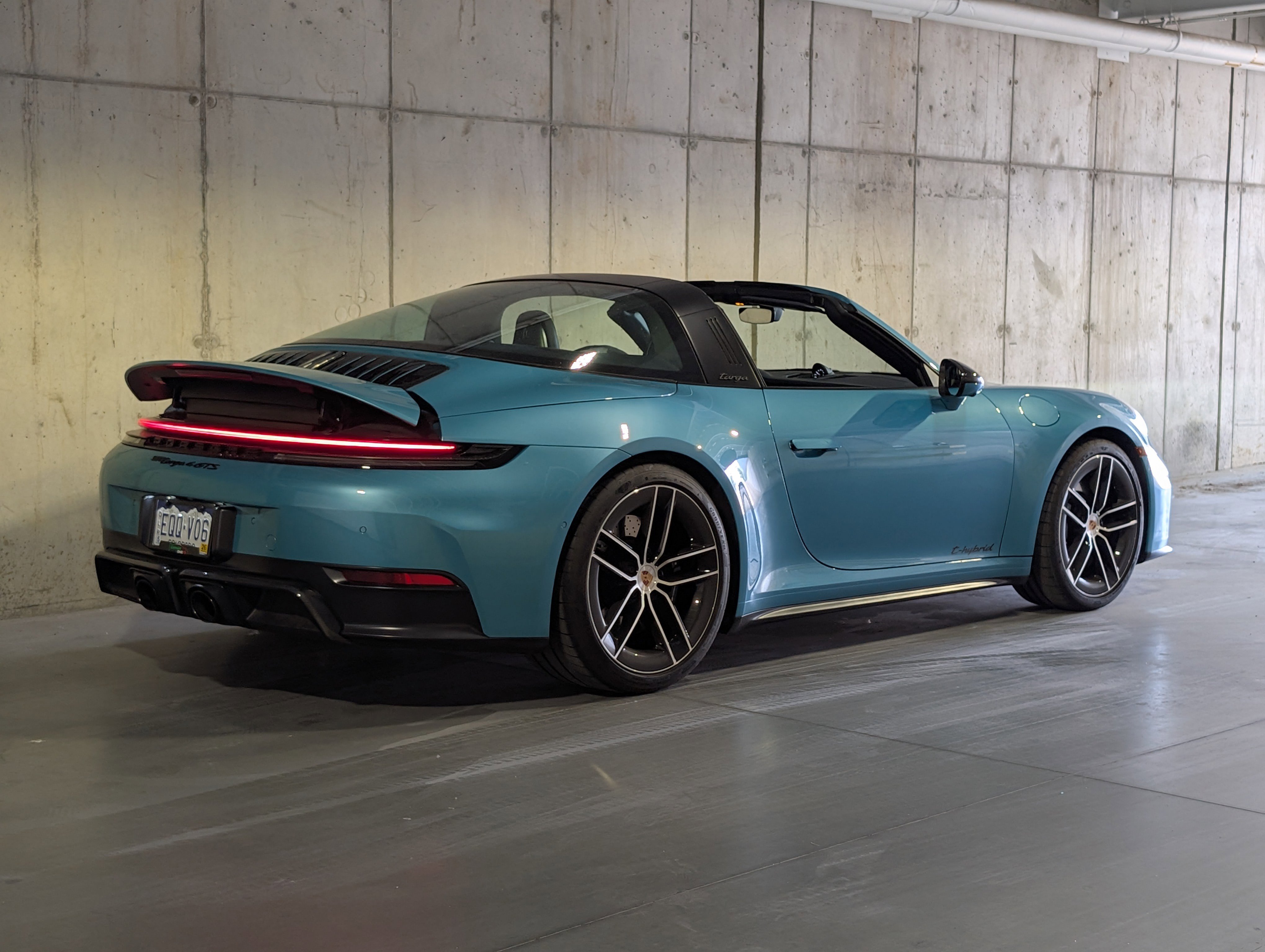 Used 2025 Porsche 911 Targa 4 GTS AWD/4WD image 9