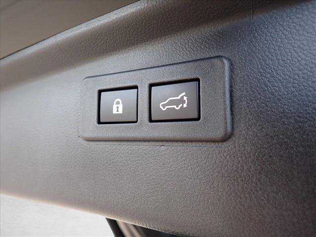 Certified 2025 Subaru Outback Premium AWD/4WD image 9
