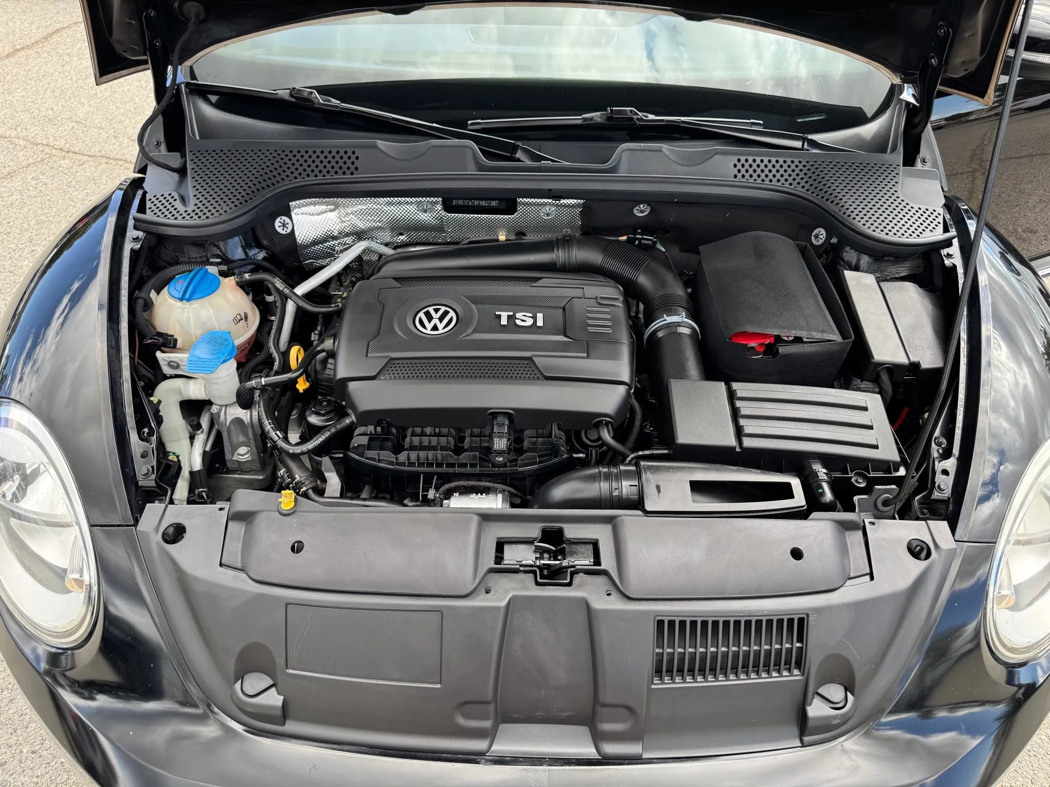 Used 2015 Volkswagen Beetle 1.8T image 22