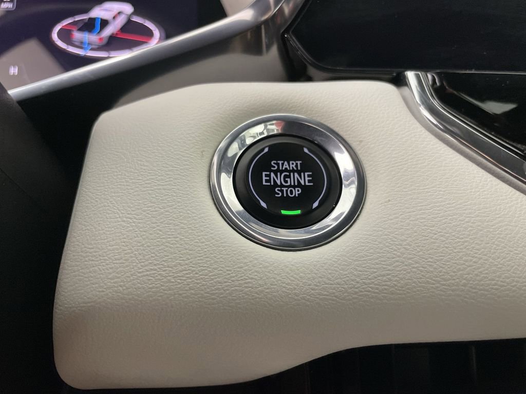 Used 2023 GMC Canyon AT4X image 16