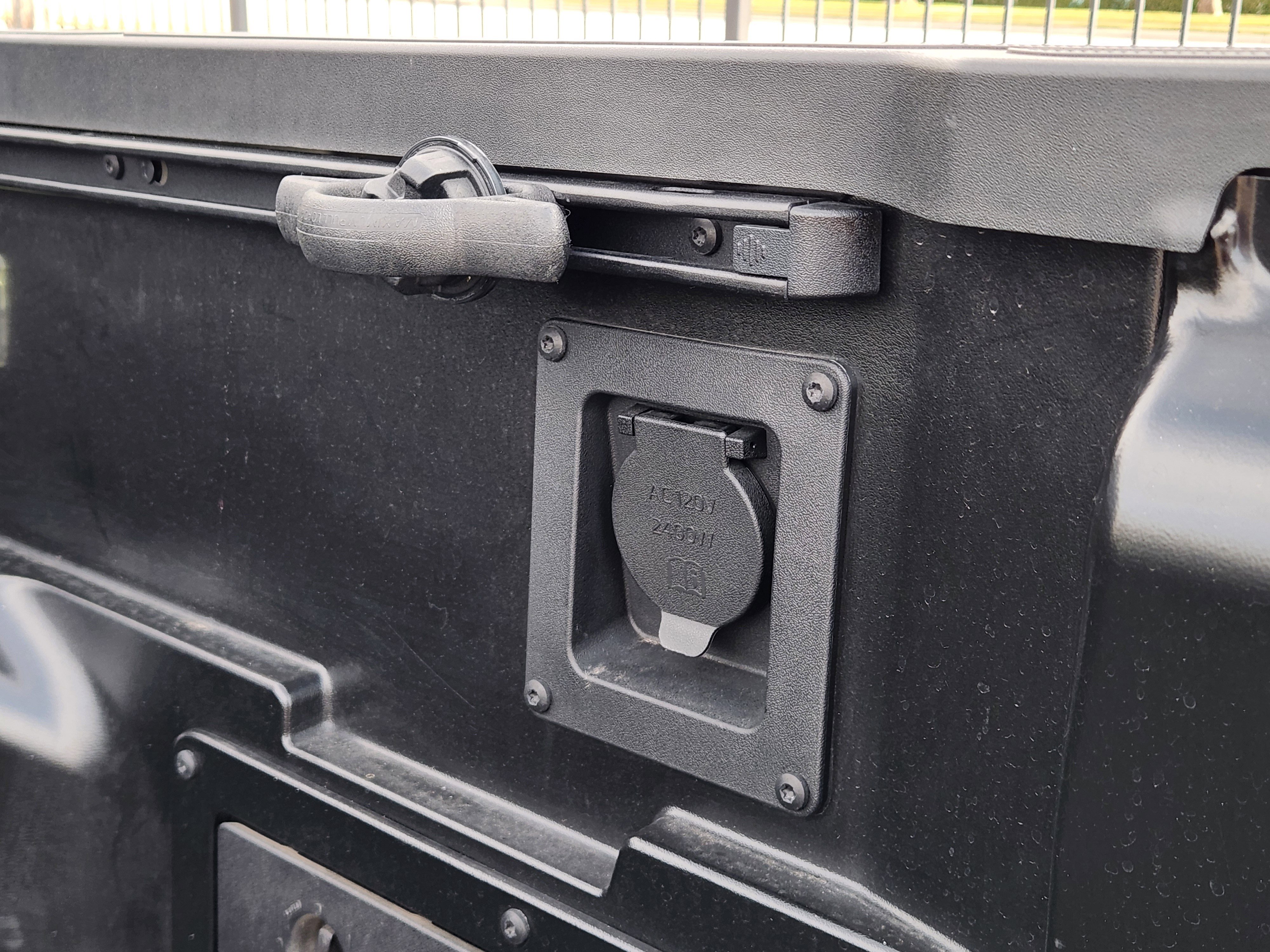 Used 2025 Toyota Tacoma TRD Off-Road image 40