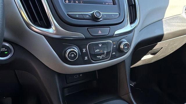 Used 2021 Chevrolet Equinox LS w/ LS Convenience Package FWD image 31