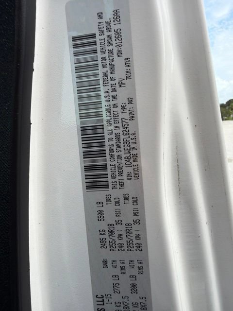 Used 2015 Jeep Wrangler Unlimited Sahara w/ Dual Top Group AWD/4WD image 22