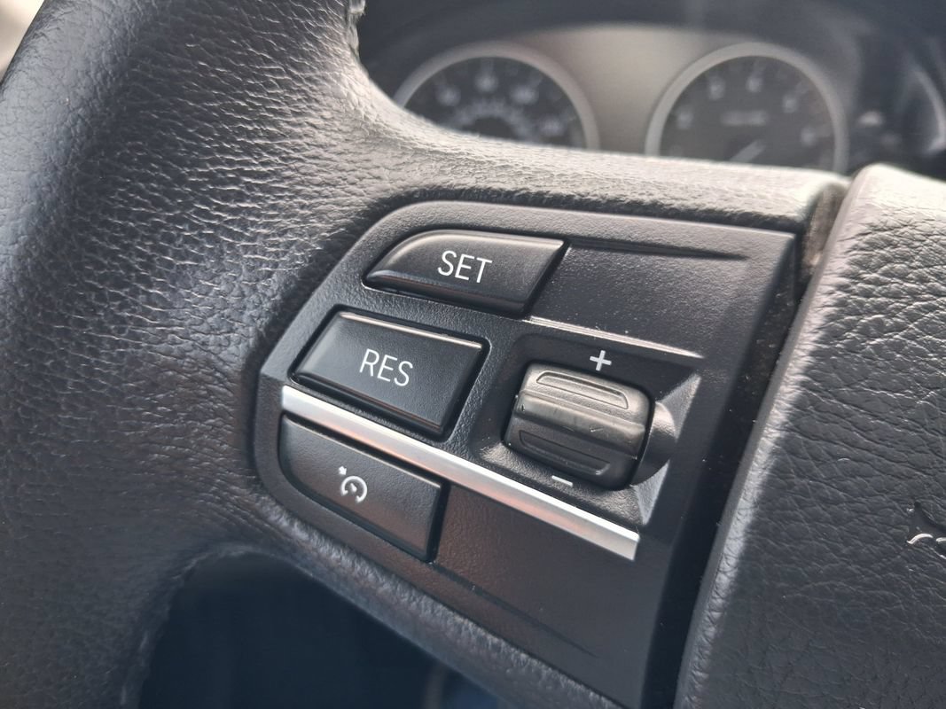 Used 2014 BMW 528i xDrive Sedan AWD/4WD image 27