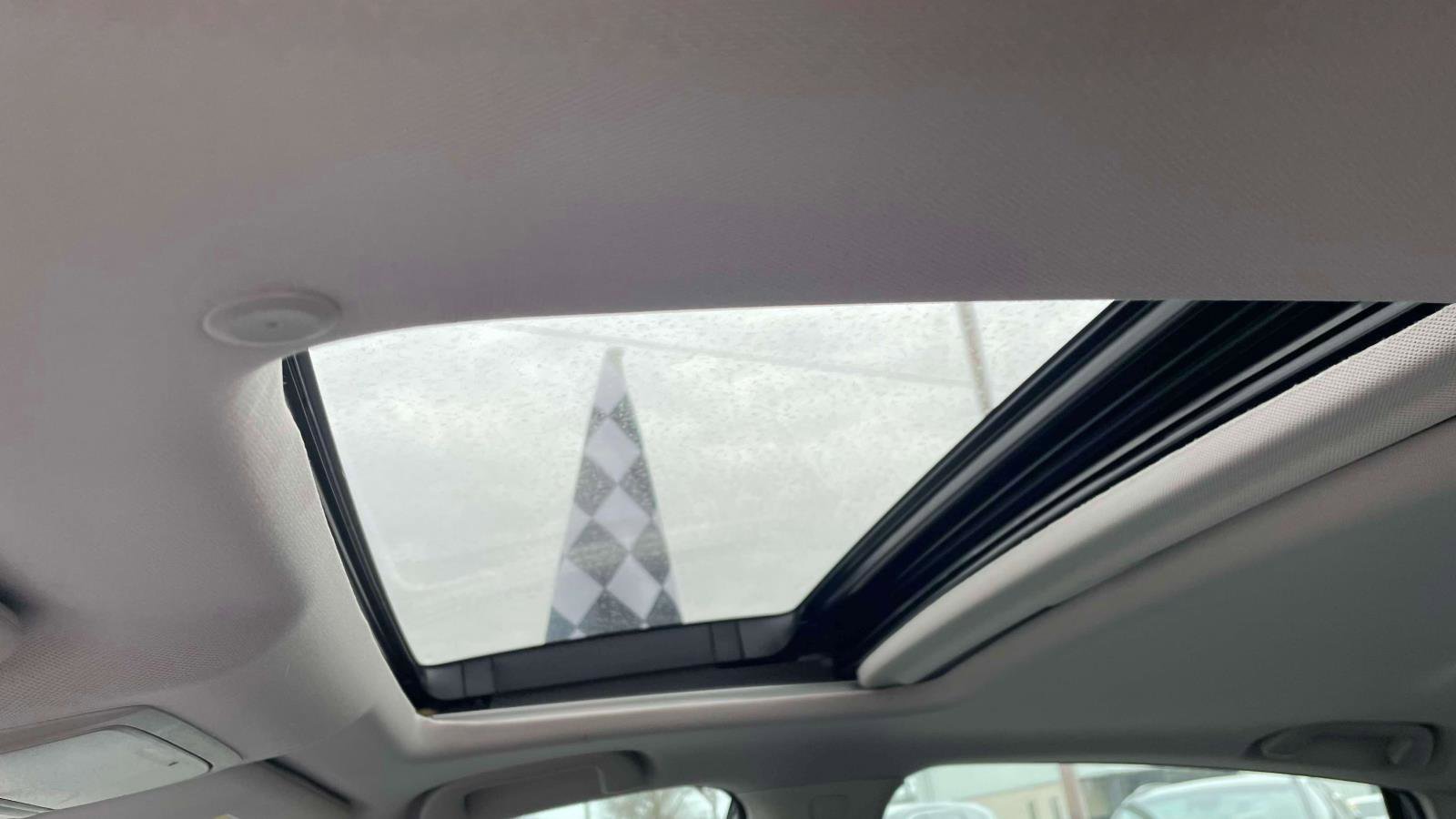 Used 2020 Honda Accord EX-L image 8