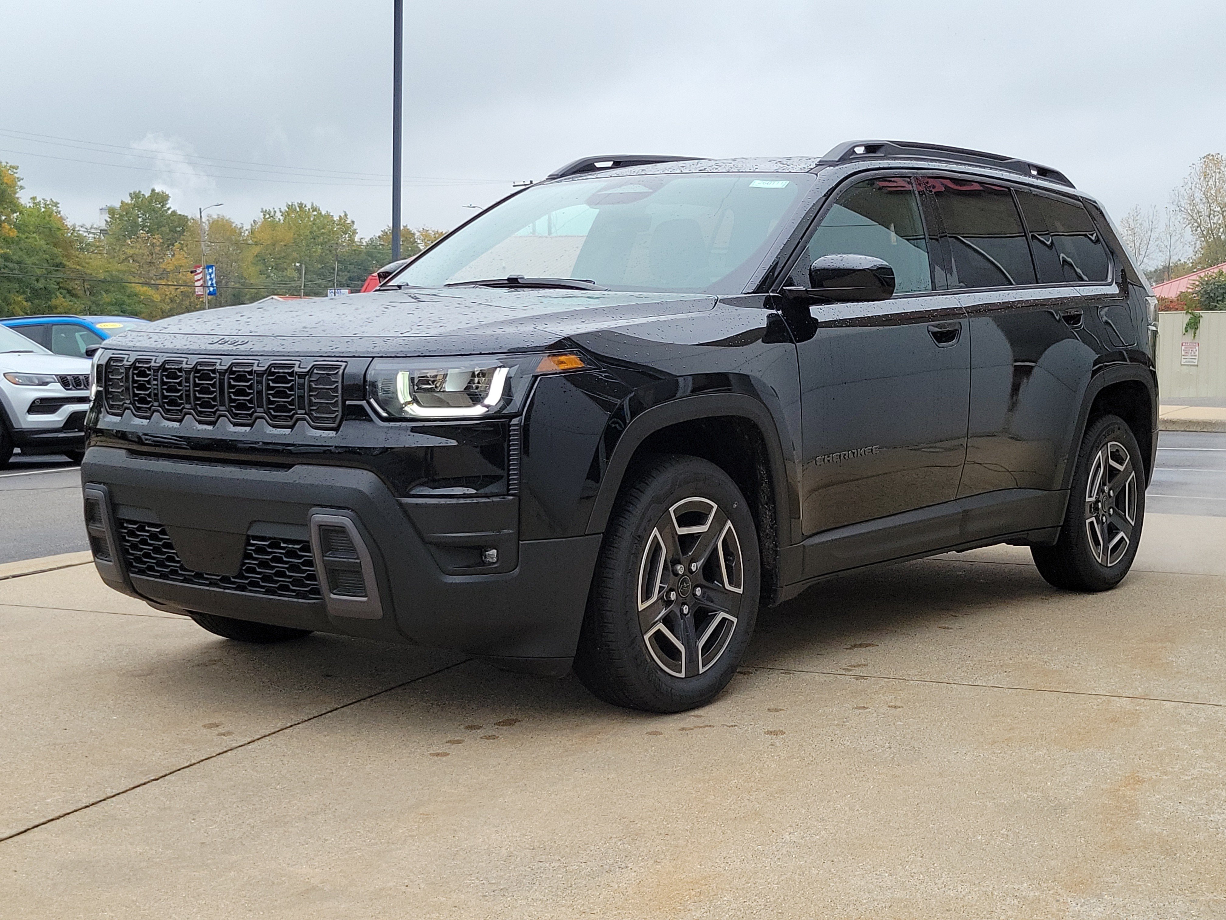 New 2026 Jeep Cherokee Laredo AWD/4WD image 2